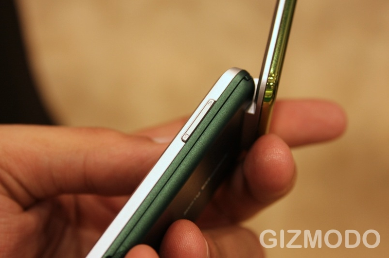 Illustration for article titled Sony Ericsson T707: Who Says More of the Same Is a Bad Thing?